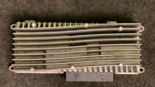 Audi Q5 8R0035223F Used OEM Audio Amplifier