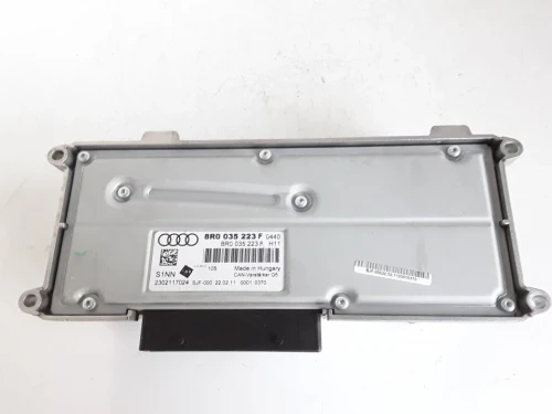2008-2011 Audi Q5 8R0035223F Used OEM Audio Amplifier