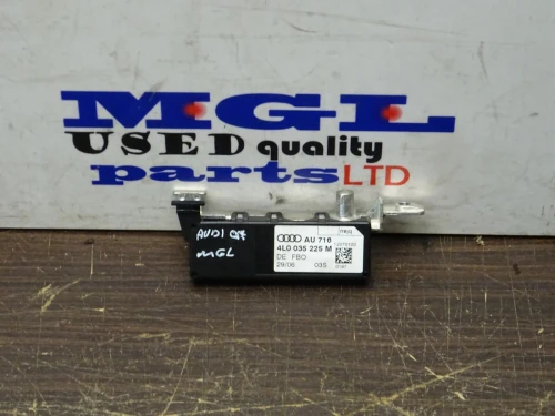 2006-2010 Audi Q7 4L0035225M Used OEM Audio Amplifier