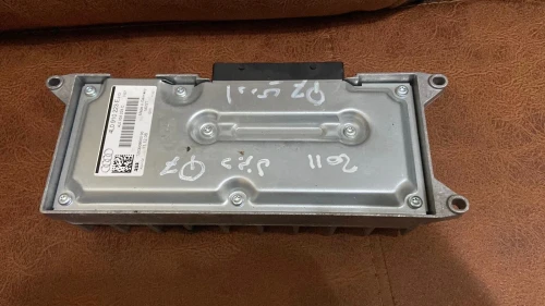 2011-2016 Audi Q7 4L0910223E Used OEM Audio Amplifier