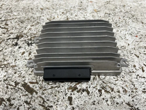 2023 Audi Q7 8Y0035465A Used OEM Audio Amplifier