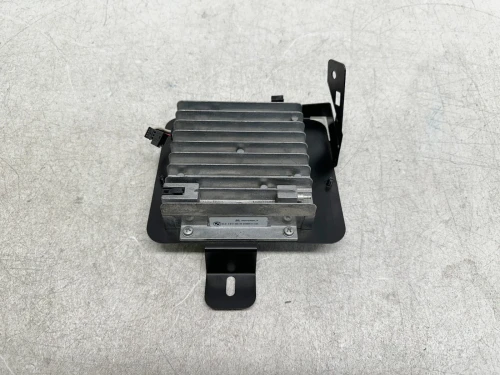 2002-2005 BMW 750I COMMUNICATION Used OEM Audio Amplifier