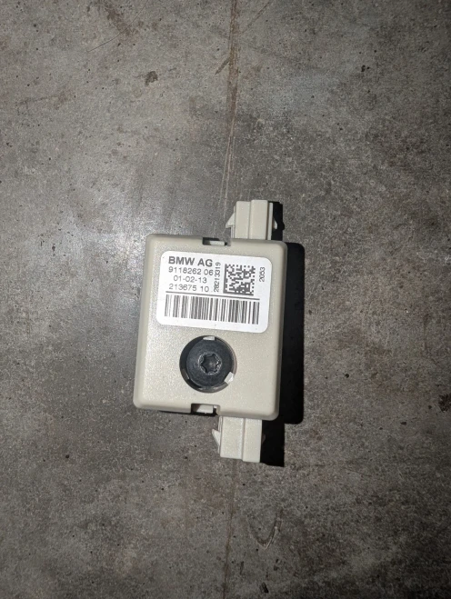 BMW 9118262 Used OEM Audio Amplifier