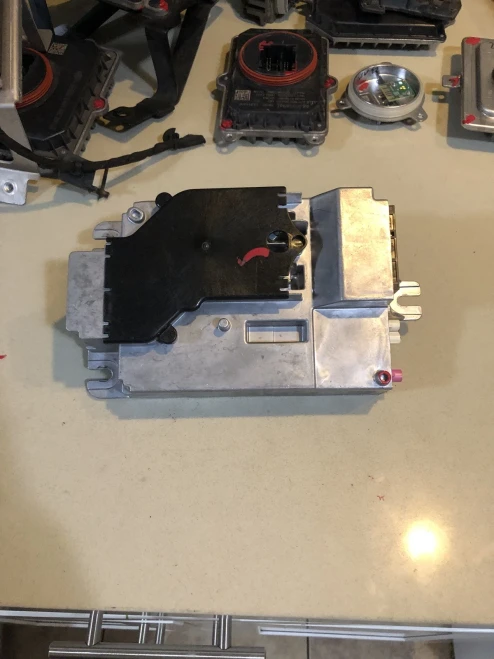 2023 BMW iX R35A7DD9401 Used OEM Audio Amplifier
