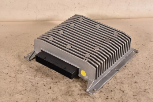 2015-2018 Volkswagen Golf 5C6035456C Used OEM Audio Amplifier