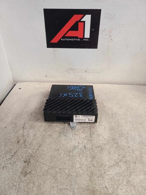 BMW 323 Harman Kardon Used OEM Audio Amplifier