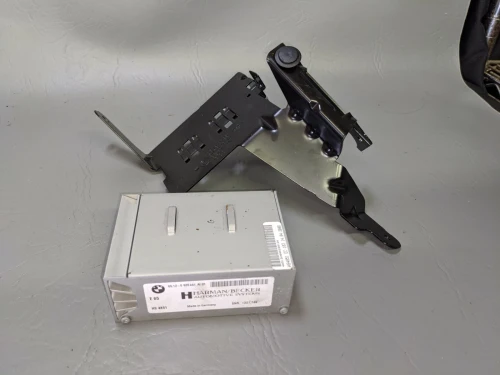 2004-2007 BMW 530I Becker Used OEM Audio Amplifier