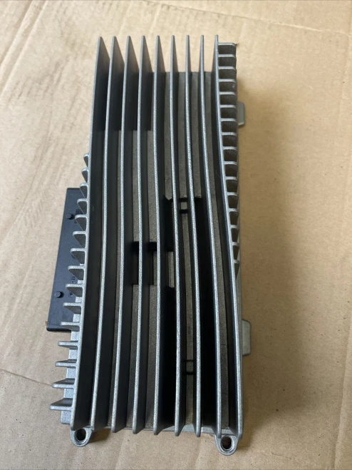 Audi A4 8R0035223E B8 Used OEM Audio Amplifier