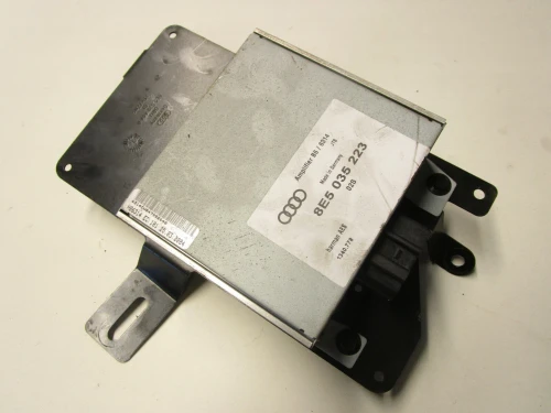 2003 Audi A4 8E5035223 B6 Used OEM Audio Amplifier