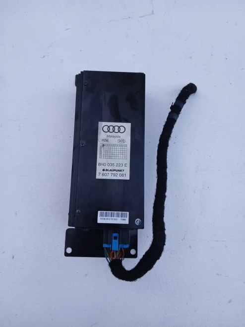 2003-2008 Audi A4 8H0035223E Convertible Used OEM Audio Amplifier