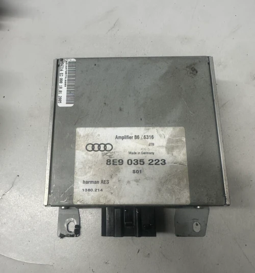 2007 Audi A4 8E5035223 B7 Used OEM Audio Amplifier