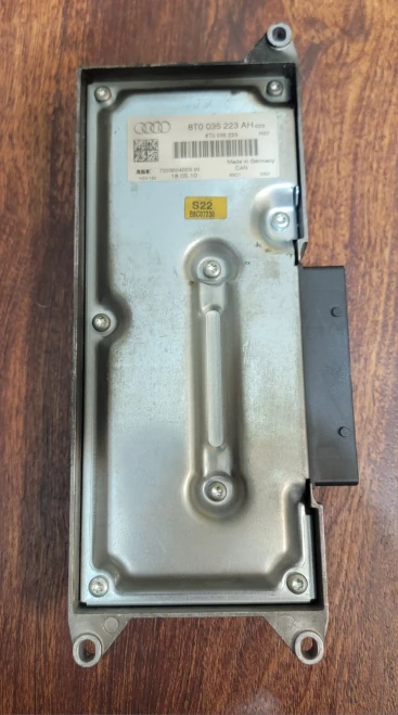 2009-2016 Audi A4 8T0035223AH Bang & Olufsen Used OEM Audio Amplifier
