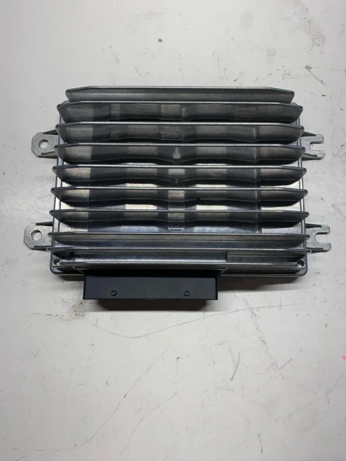 2018-2023 Audi A5 8Y0035465 Rear/Trunk Mounted Used OEM Audio Amplifier