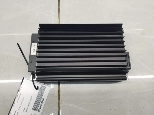 2004 Audi A8 4E0035223B Bose Used OEM Audio Amplifier