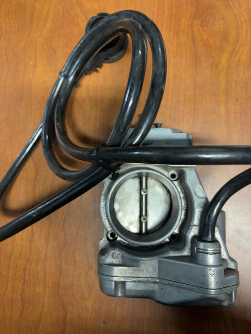 1996 Throttle Body Assembly Mercedes Sl Class SL320 throttle body 0001414925