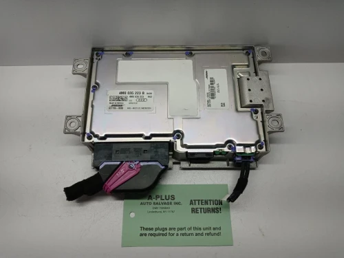2017-2019 Audi Q7 4M0035223A Rear/Trunk Mounted Used OEM Audio Amplifier