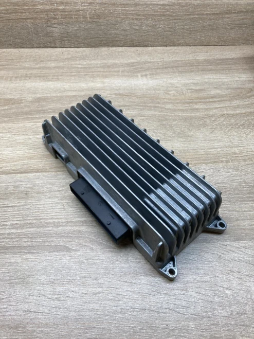 Audi S6 4F0910223M C6 Used OEM Audio Amplifier
