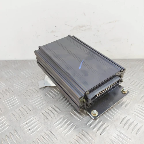 2002 Audi TT 8N8035223 Bose Used OEM Audio Amplifier