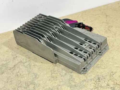 2007-2015 Audi TT 8J0035223C Bose Used OEM Audio Amplifier