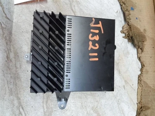 2003-2006 BMW X3 EQUIPMENT HiFi Used OEM Audio Amplifier