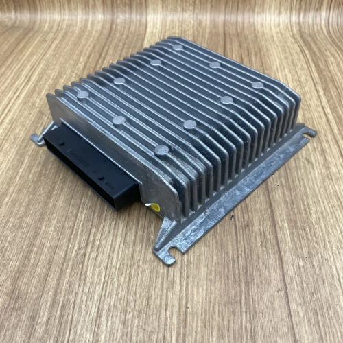 2012-2015 Volkswagen Passat 5C6035456 Panasonic Used OEM Audio Amplifier