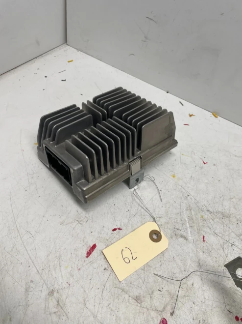 2016-2018 BMW 328I 65129387658 9387658 F30 Used OEM Audio Amplifier
