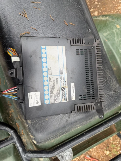 1996-1999 BMW 323 E36 Convertible Used OEM Audio Amplifier