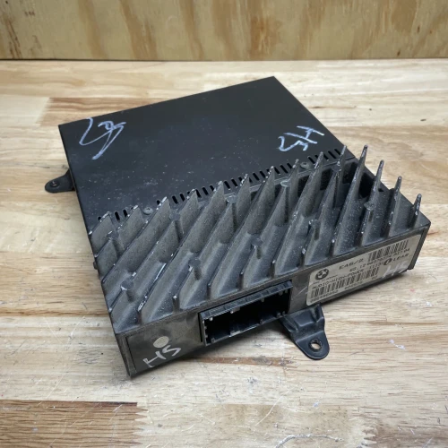 2001-2005 BMW E46 Platform Lear E46 Used OEM Audio Amplifier