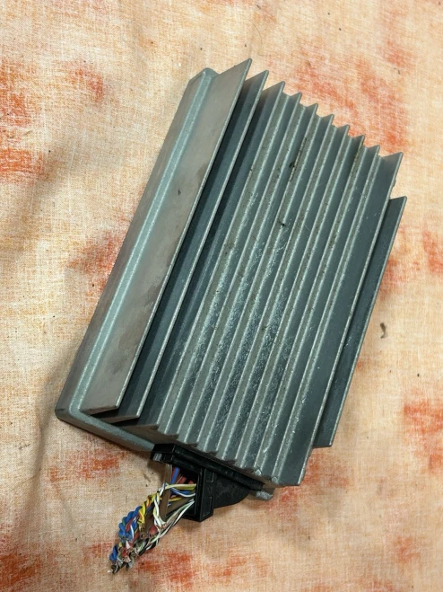 2009-2012 BMW X6 HiFi E70 Used OEM Audio Amplifier