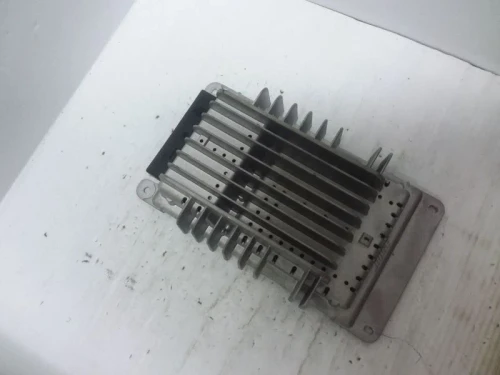 Audi A4 8H0035223D Bose Convertible Used OEM Audio Amplifier