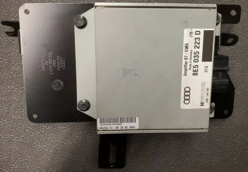 2005-2008 Audi A4 8E5035223D Harman Becker Sedan Used OEM Audio Amplifier