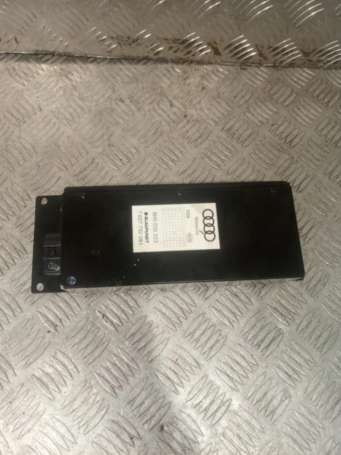 2007 Audi A4 8H0035223 Blaupunkt B7 Used OEM Audio Amplifier