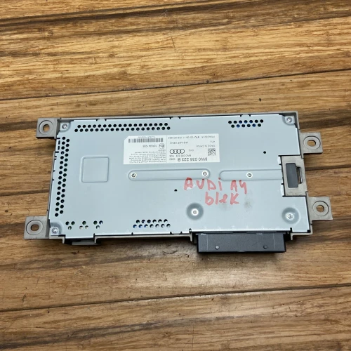 2017-2019 Audi A4 8W0035223B Bang & Olufsen B9 Used OEM Audio Amplifier