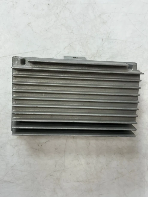 2008-2014 BMW X6 9247104 HiFi E71 Used OEM Audio Amplifier