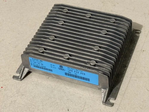 2009-2013 Volkswagen Tiguan 1K8035456 Panasonic 8 Channel Used OEM Audio Amplifier