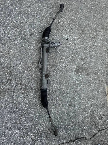 09-11 Mercedes R171 SLK300 SLK350 SLK55 Steering Rack And Pinion Assembly OEM used OEM rack and pinion