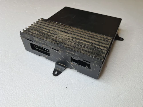 1997-2003 BMW 530I 65128371025 8371025 Lear E39 Used OEM Audio Amplifier