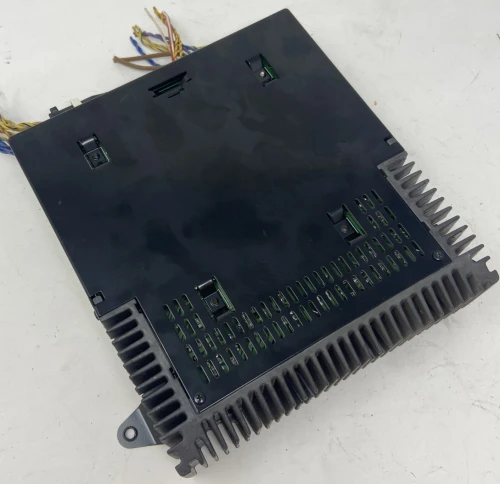 BMW E34 Platform 65128375007 8375007 HiFi E34/E32 Used OEM Audio Amplifier