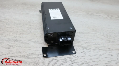 2003 Audi A4 8H0035223 Blaupunkt B6 Convertible Used OEM Audio Amplifier