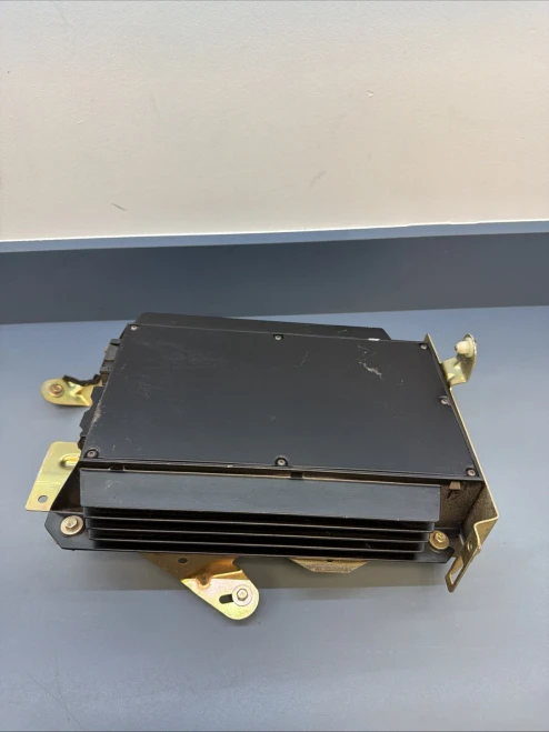 BMW M5 65126905119 6905119 Lear DSP E38/E39/E53 Used OEM Audio Amplifier