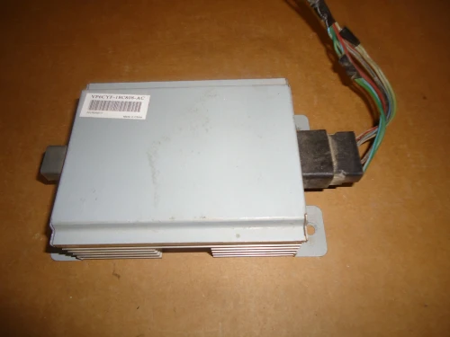 2007 Dodge Caliber VP6CYF18C808AC Used OEM Audio Amplifier