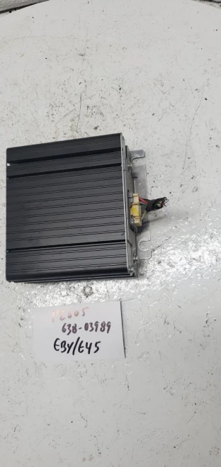 2007-2009 Dodge Caliber 05064118AF Used OEM Audio Amplifier