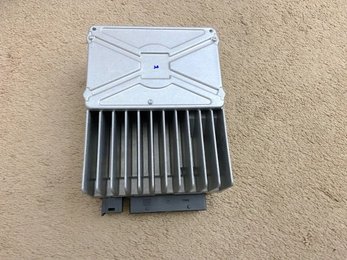 2006-2008 Mercedes-Benz ML350 2518706689 Harman Becker Used OEM Audio Amplifier