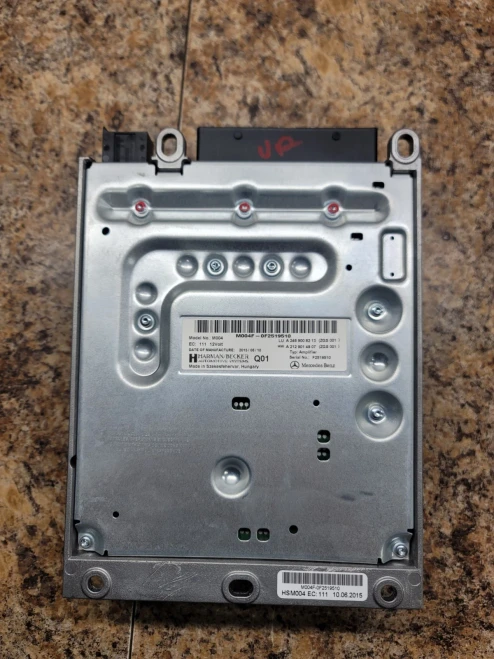 2015 Mercedes-Benz Part Number Fitment 2469008213 Harman Becker Used OEM Audio Amplifier