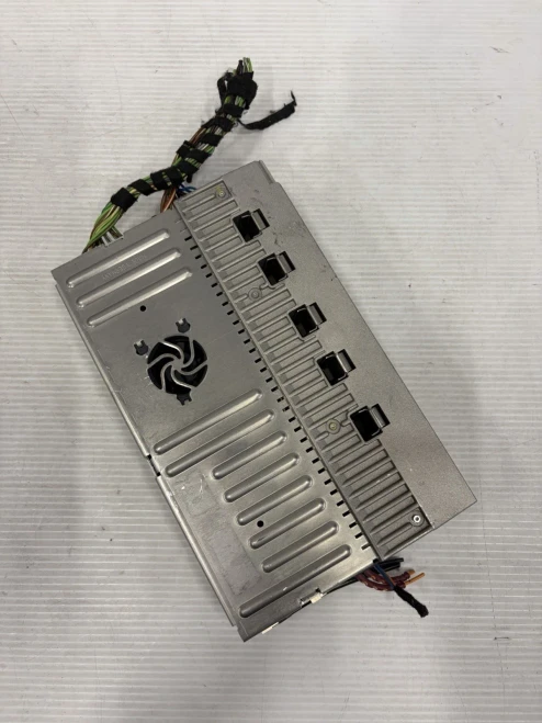 2012-2014 Mercedes-Benz CL550 2218705089 Harman Becker Used OEM Audio Amplifier
