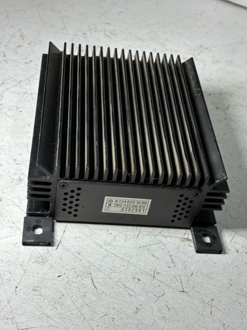 1986-1994 Mercedes-Benz W124 Platform 1248201689 W124 Used OEM Audio Amplifier