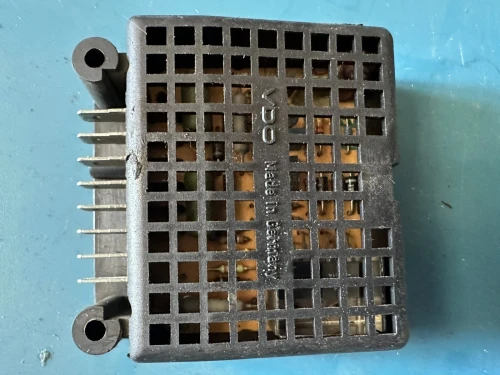 1977-1980 Mercedes-Benz Part Number Fitment 0008350157 Used OEM Audio Amplifier