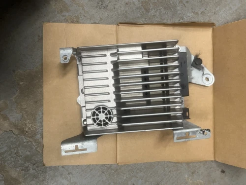 2009-2012 Mercedes-Benz E350 Harman Becker Used OEM Audio Amplifier