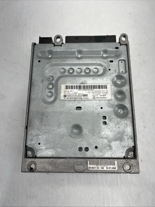 2008-2017 Mercedes-Benz SL550 2118709690 Harman Becker W211 Used OEM Audio Amplifier