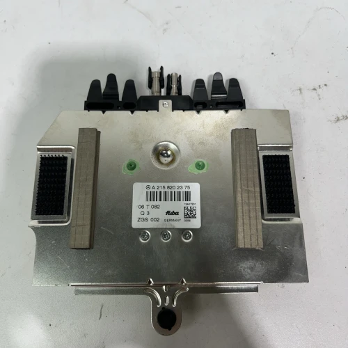2003-2009 Mercedes-Benz CLK350 2158202375 W209 Used OEM Audio Amplifier